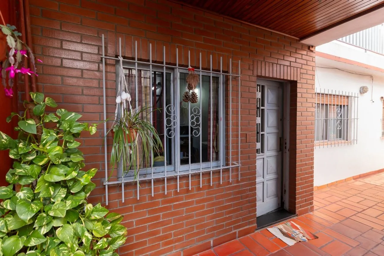 Casa de 3 ambientes en venta en Villa Ballester, General Roca 4600