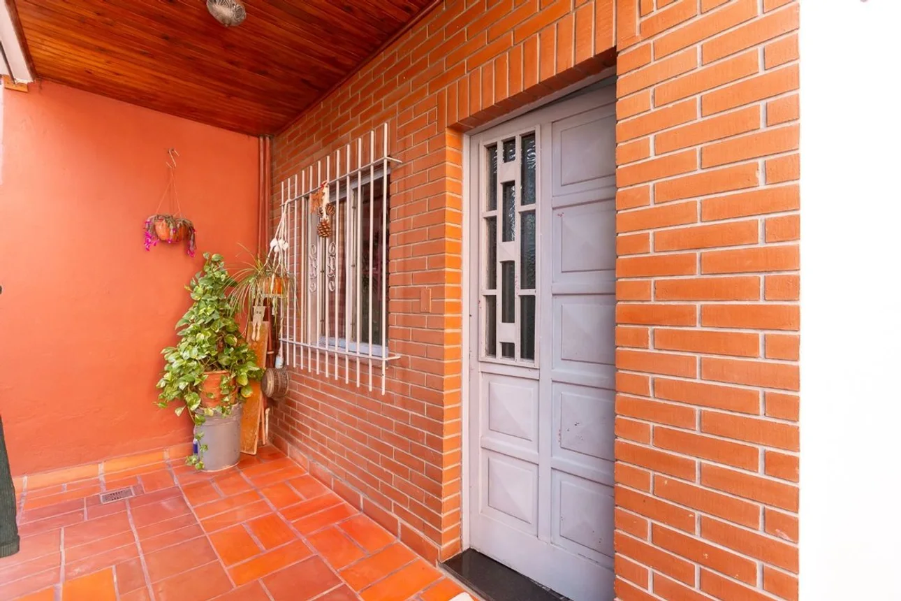 Casa de 3 ambientes en venta en Villa Ballester, General Roca 4600, foto 2