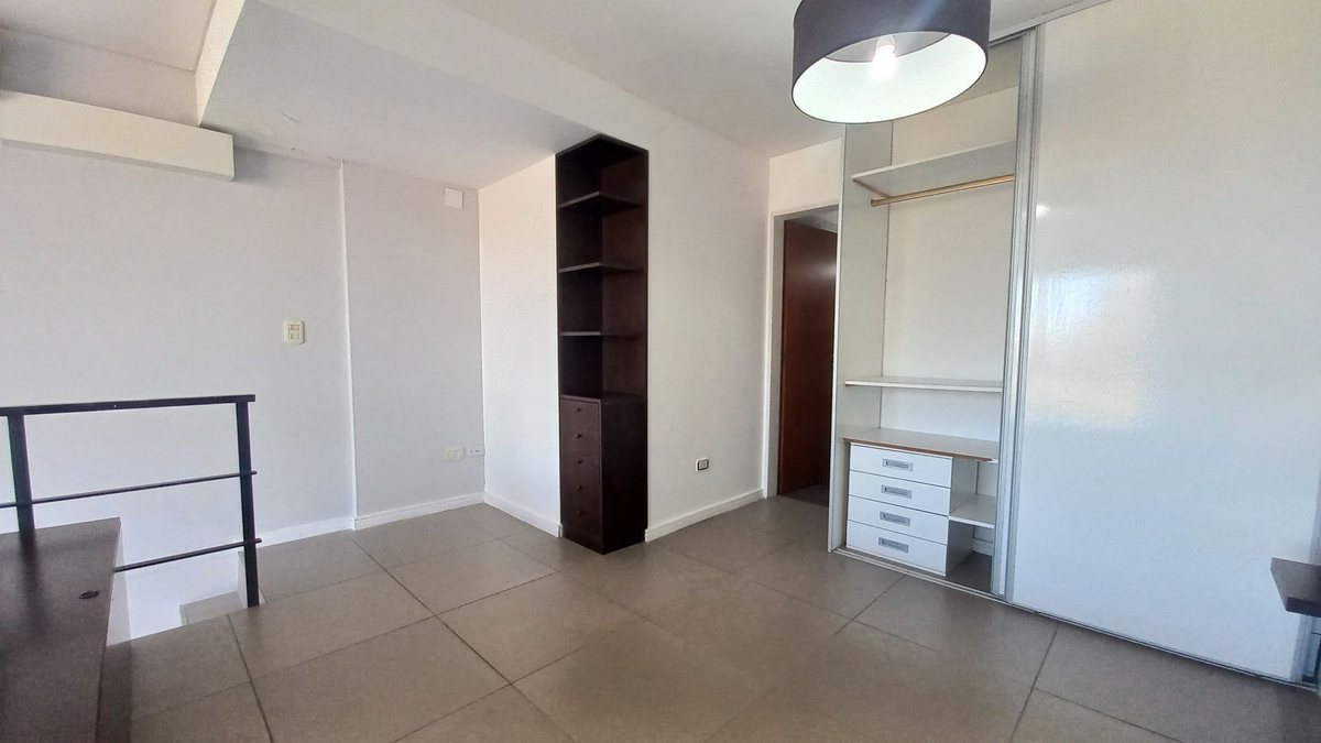 Foto 11 — VENTA DEPTO LOFT 2 AMB COCHERA-CASTELAR CREDITO