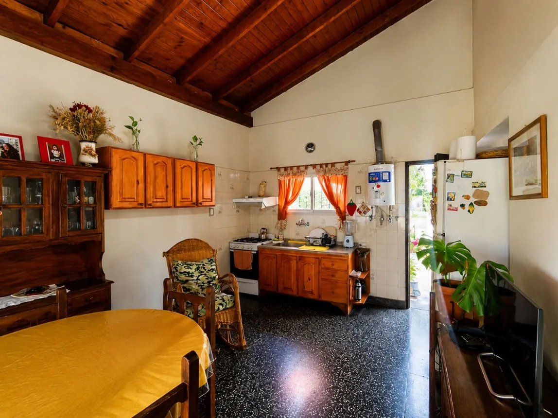 Casa de 3 ambientes en venta en Berazategui, Calle 3 3000, foto 2