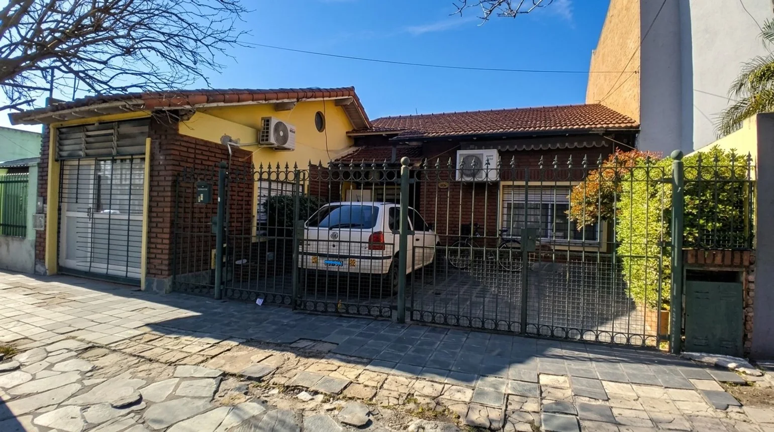 Casa de 4 ambientes en venta en Martín Coronado, Betharram 1800
