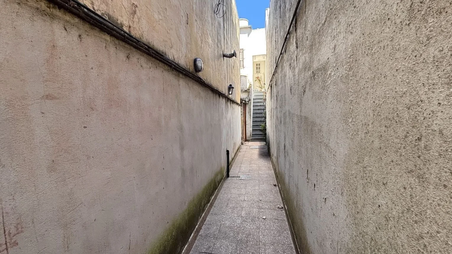 PH de 2 ambientes en venta en Bernal Este, Maipú 300, foto 2