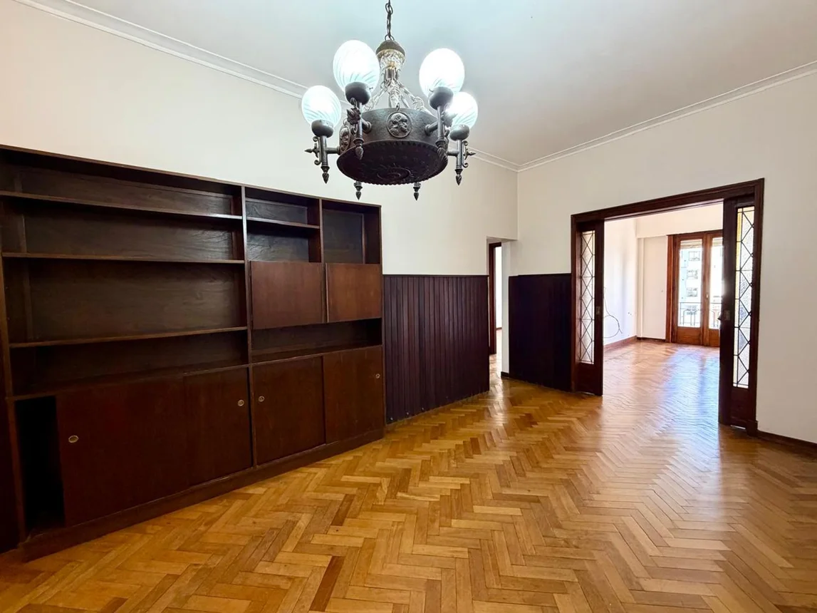 Semipiso de 4 ambientes en alquiler en La Plata, Calle 6 Entre 45 y 46 600