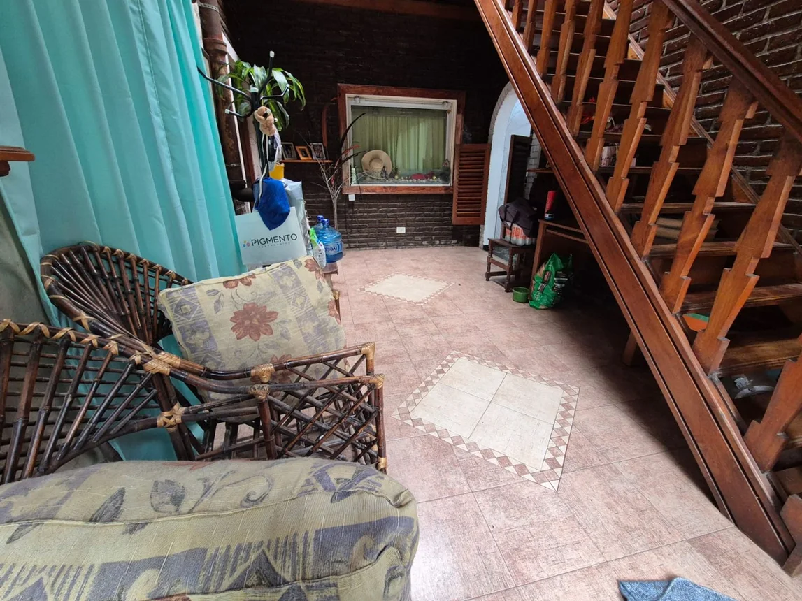 Casa de 4 ambientes en venta en Villa Luzuriaga, La Paz 3700, foto 2