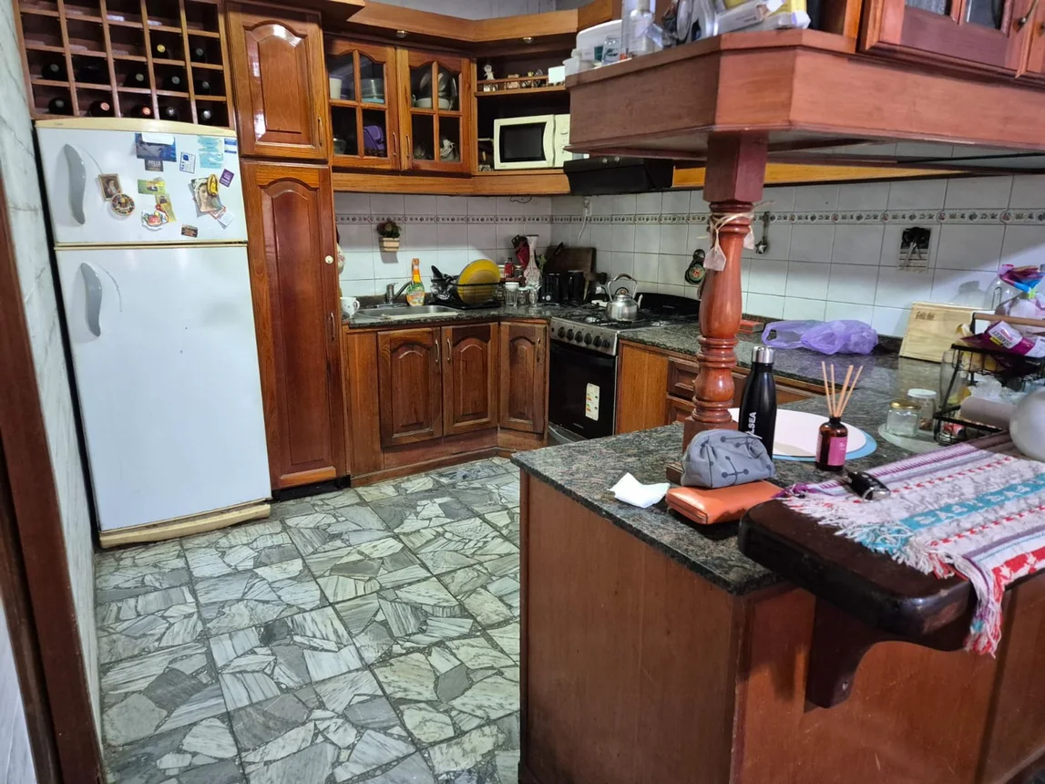Casa de 4 ambientes en venta en Villa Luzuriaga, La Paz 3700, foto 3