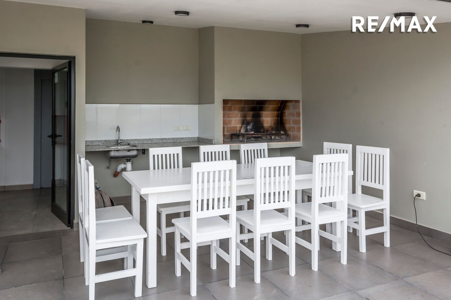 HERMOSO DEPARTAMENTO VENTA SHOPPING EL PORTAL - foto 18