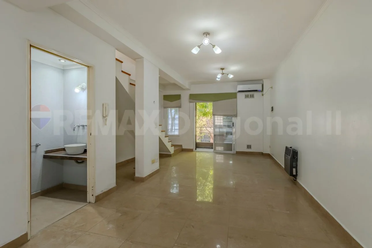 Dúplex en venta en Mataderos, foto 3