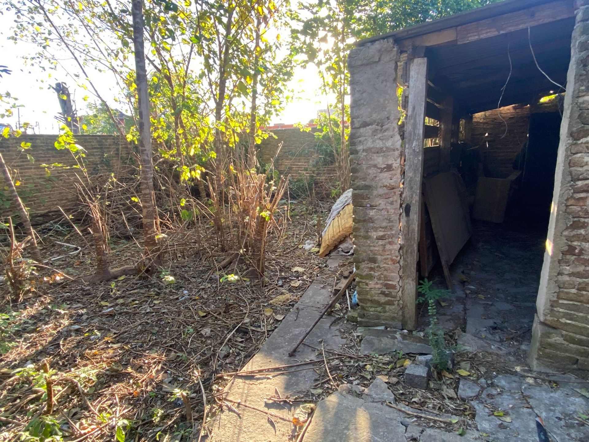 Foto 10 — LOTE EN VENTA CON LOCAL Y CASA A RECICLAR QUILMES