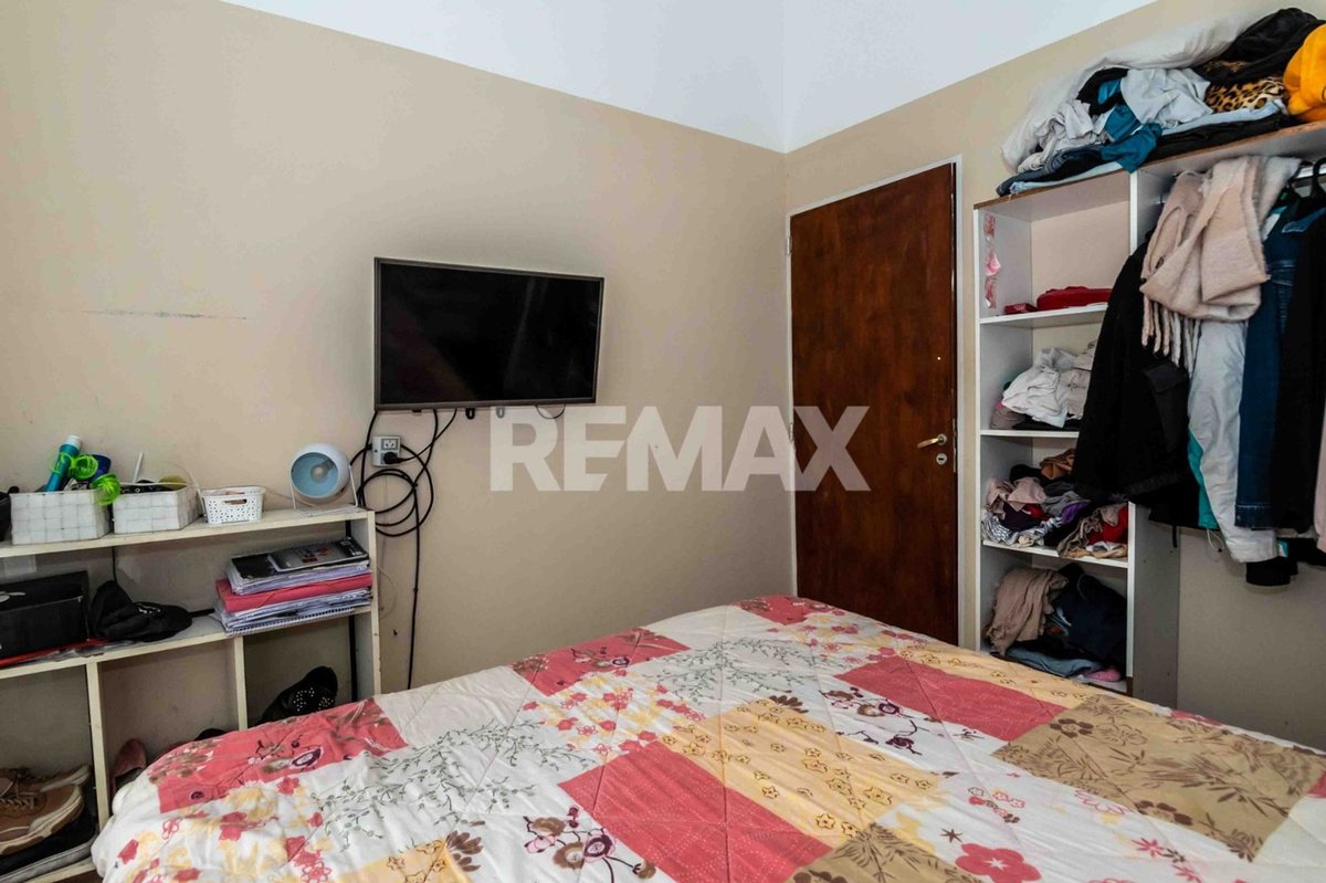 CASA VENTA LOS LAPACHOS ZONA SUR 3 DORM Y COCHERA - foto 12