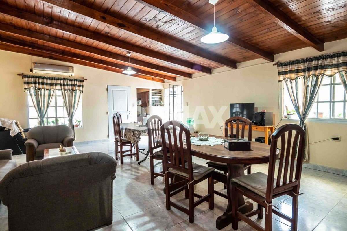 CASA VENTA LOS LAPACHOS ZONA SUR 3 DORM Y COCHERA - foto 6