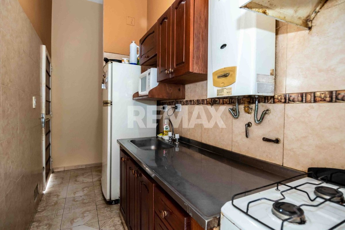 CASA VENTA LOS LAPACHOS ZONA SUR 3 DORM Y COCHERA - foto 8