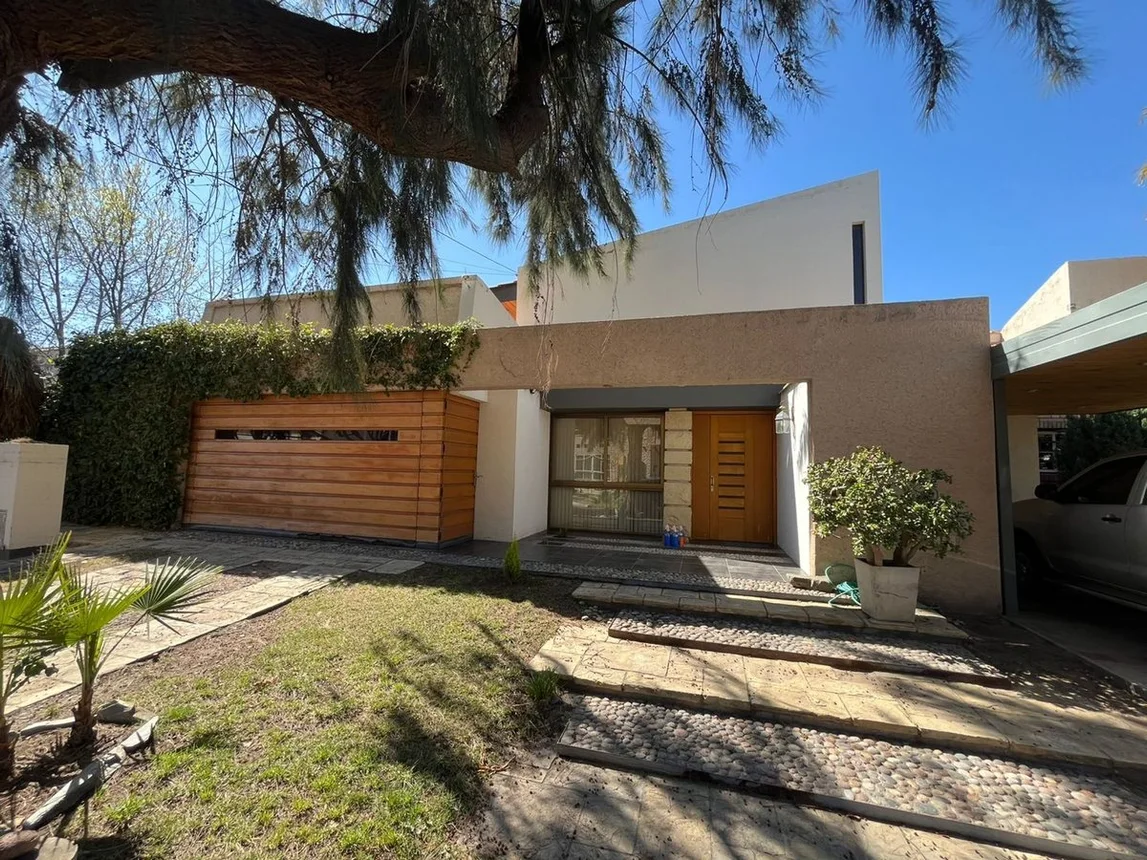 Casa en venta en Guaymallén, foto 5