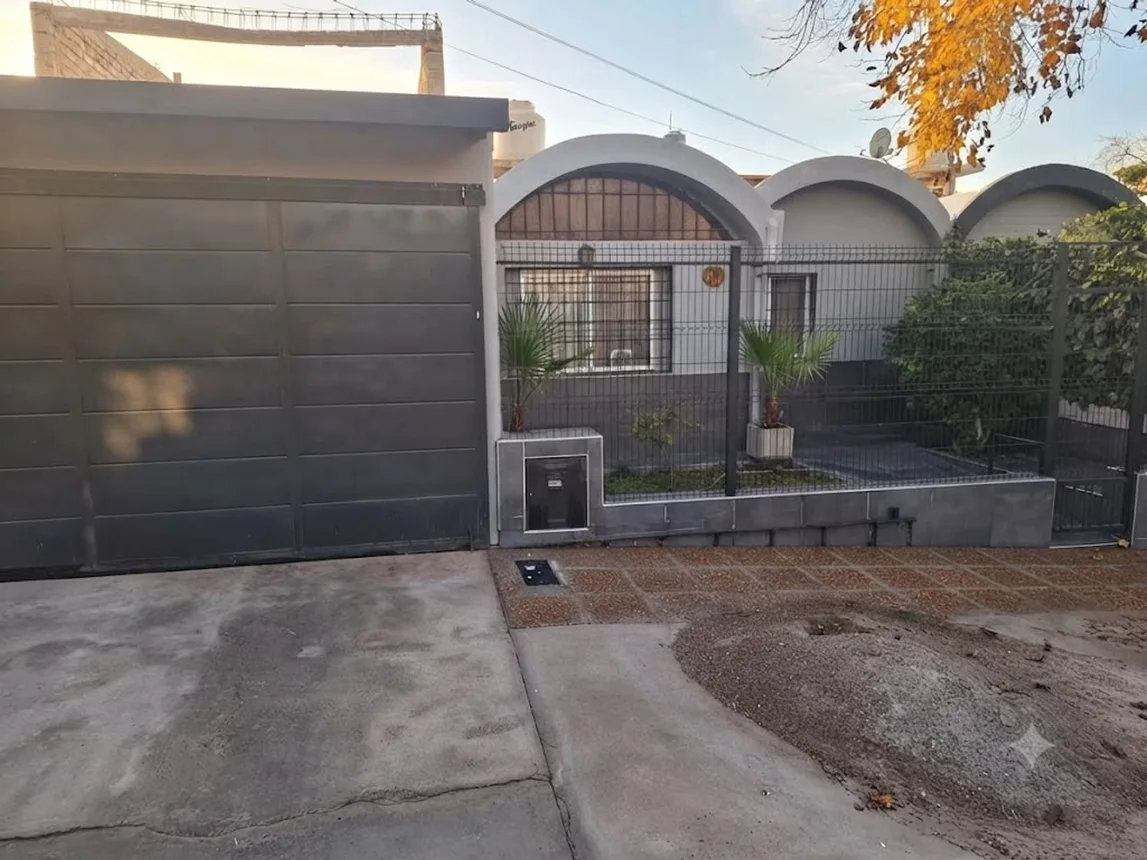 Casa en venta en Godoy Cruz