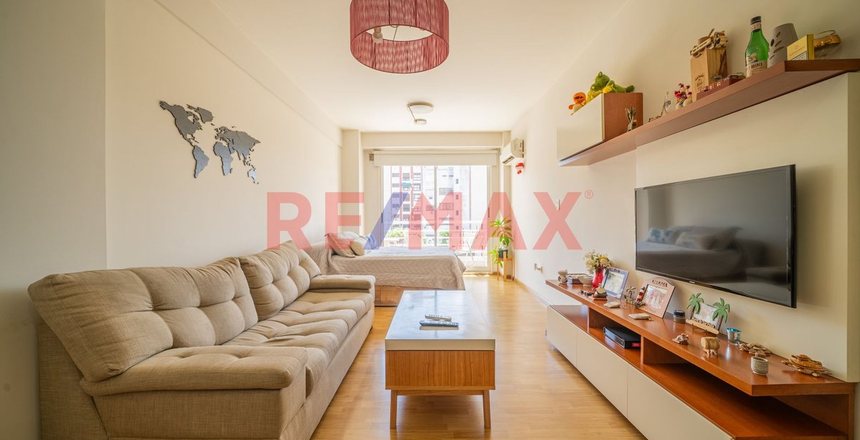 VENTA MONOAMBIENTE P.CHACABUCO CON BALCÓN