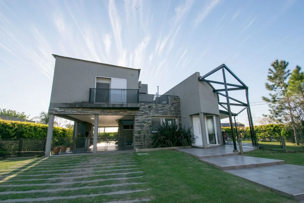 Casa en zona country, foto 1