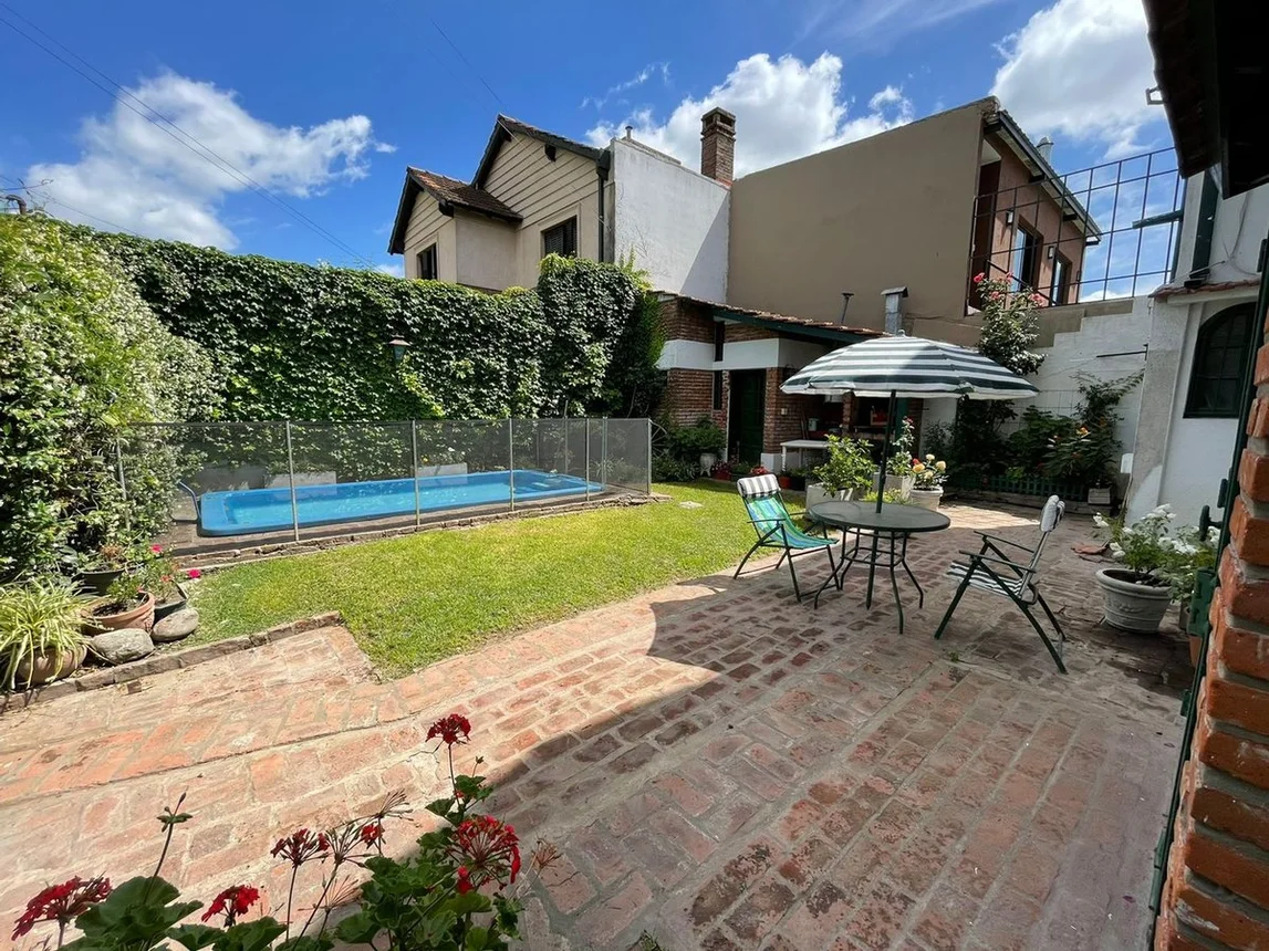 Casa en venta en Hurlingham, foto 2