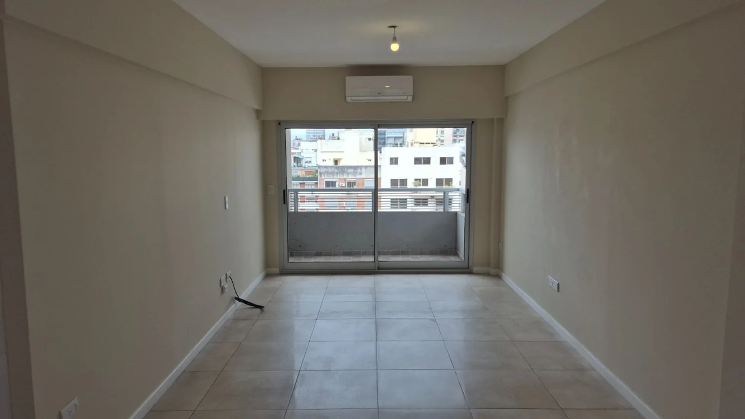 Departamento en venta en Caballito, Avenida Rivadavia 6100, foto 2