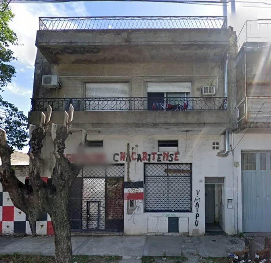Casa de 5 ambientes en venta en Villa Maipú, Gutiérrez 2000