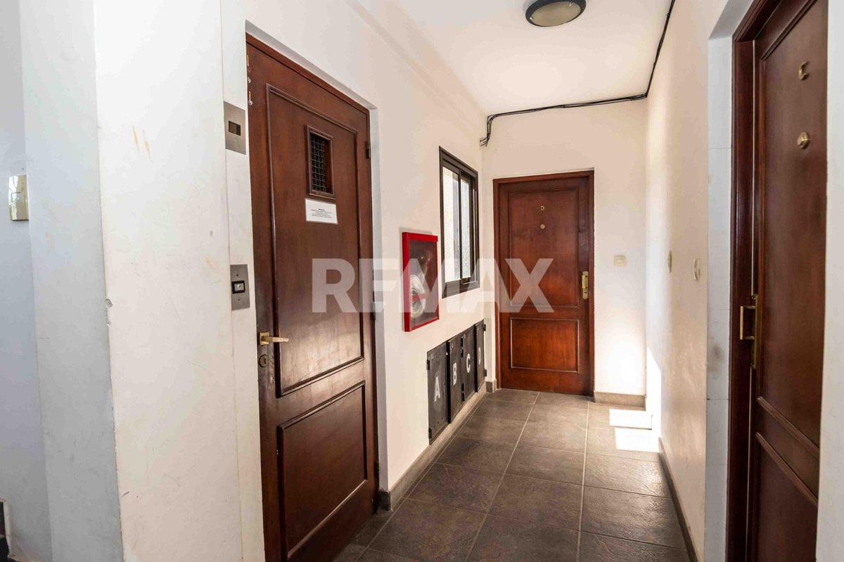 DEPARTAMENTO VENTA 1 DORM MACROCENTRO C/COCHERA - foto 4