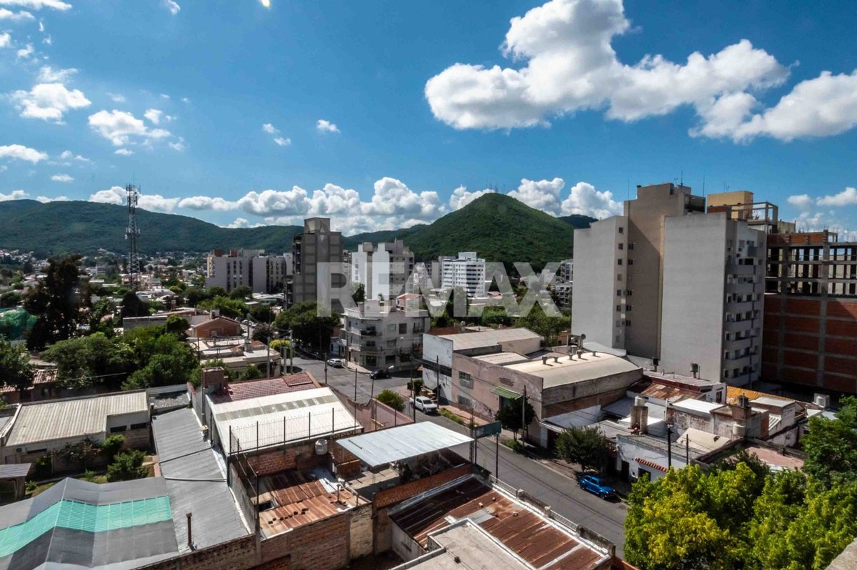 DEPARTAMENTO VENTA 1 DORM MACROCENTRO C/COCHERA - foto 12