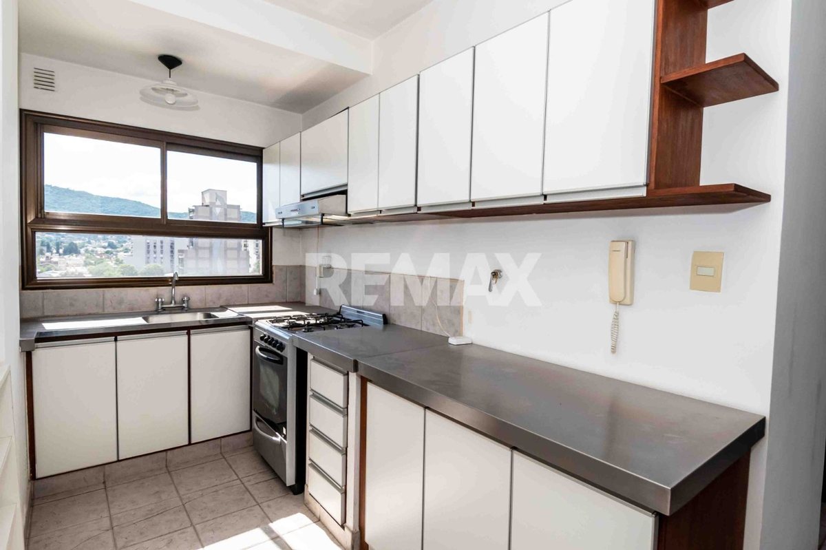 DEPARTAMENTO VENTA 1 DORM MACROCENTRO C/COCHERA - foto 14