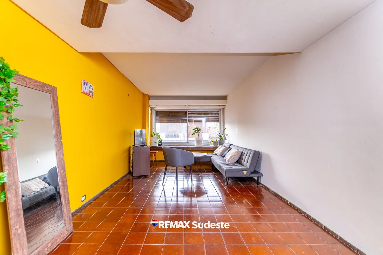 Casa tríplex en venta en Bahía Blanca, foto 2
