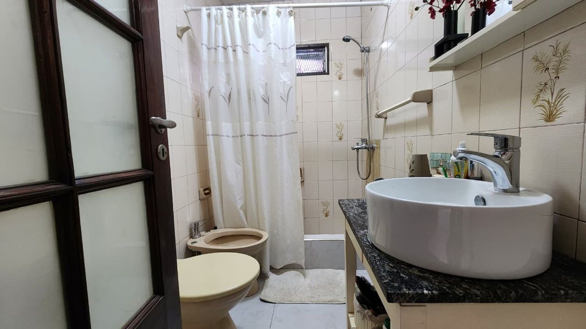 Foto 10 — PH 4 amb en venta c/cochera en Lanús Este