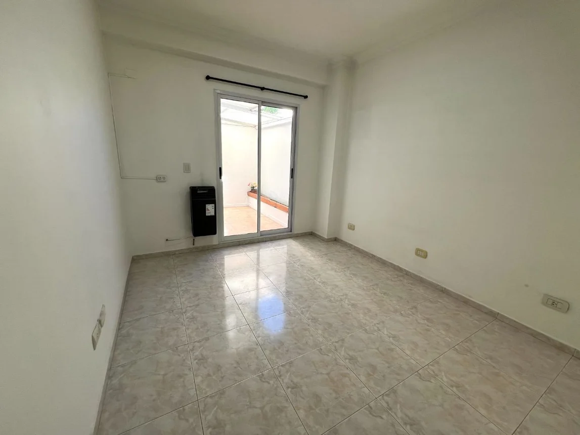 Departamento de 3 ambientes en venta en Monte Castro, Elpidio González 4900, foto 3