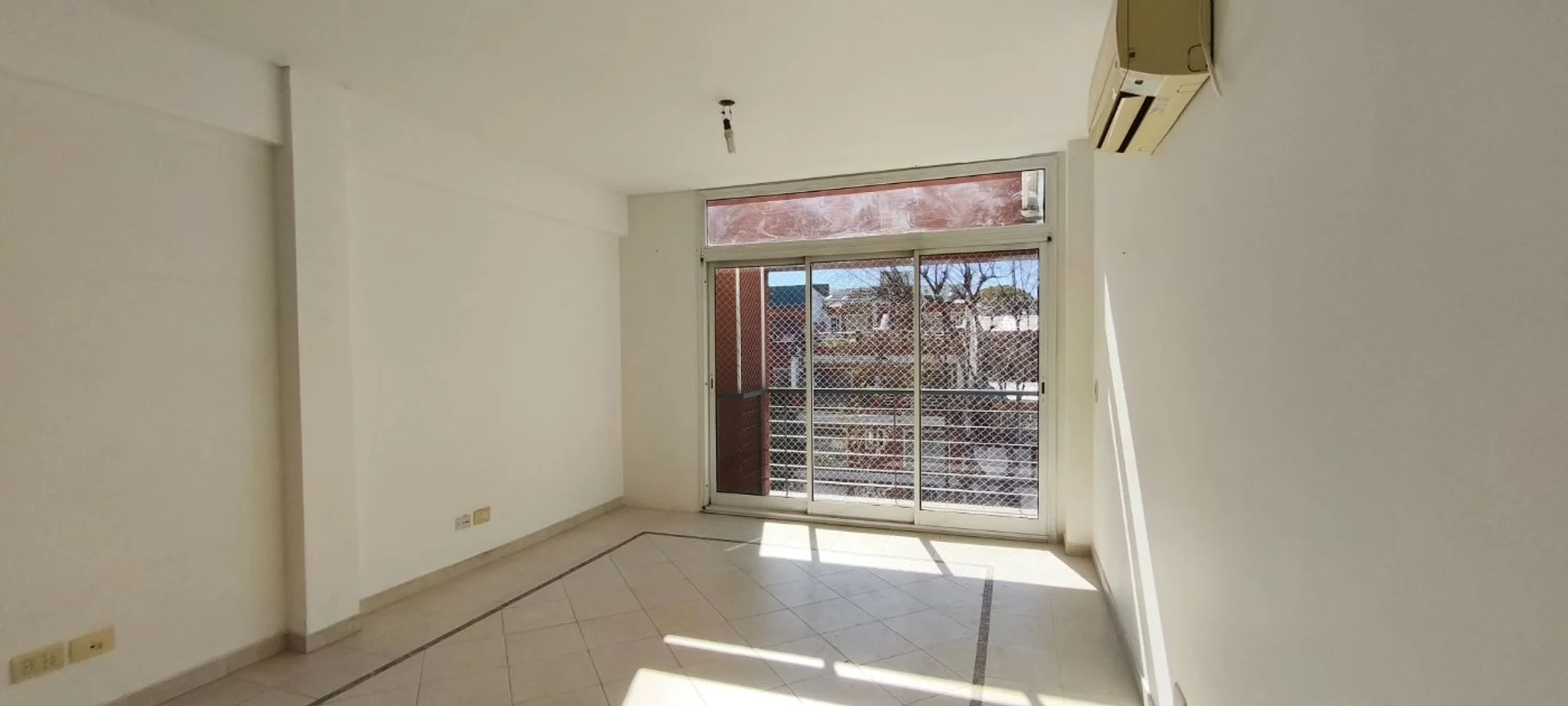 Venta depto.duplex 2 amb. balcon terraza v.urquiza, foto 4