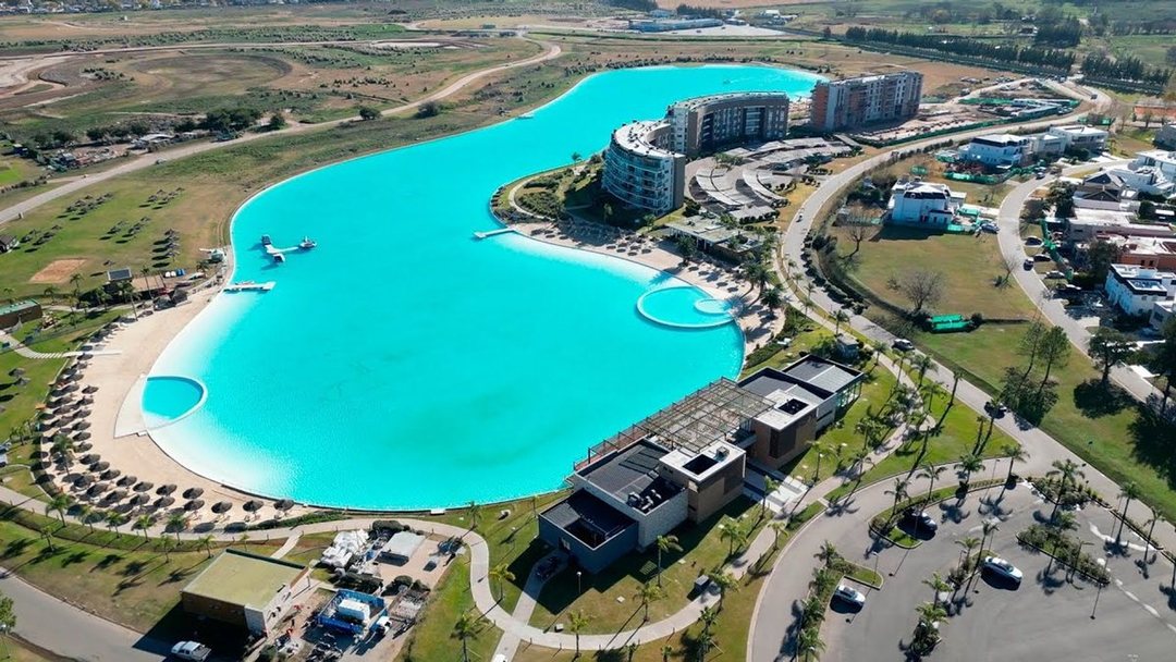 158.000 USD + 540.000 ARS expensas Los Robles 5800 1000 m² terreno LOTE PREMIUM TERRALAGOS 1000MTS2 ACEPTA PERMUTA Corredores responsables: Luis María Varela CPI 3872 / CSI 5527