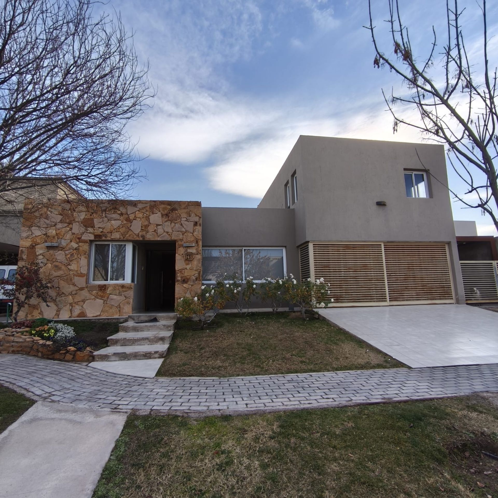 Casa en Adolfo Villanueva 0