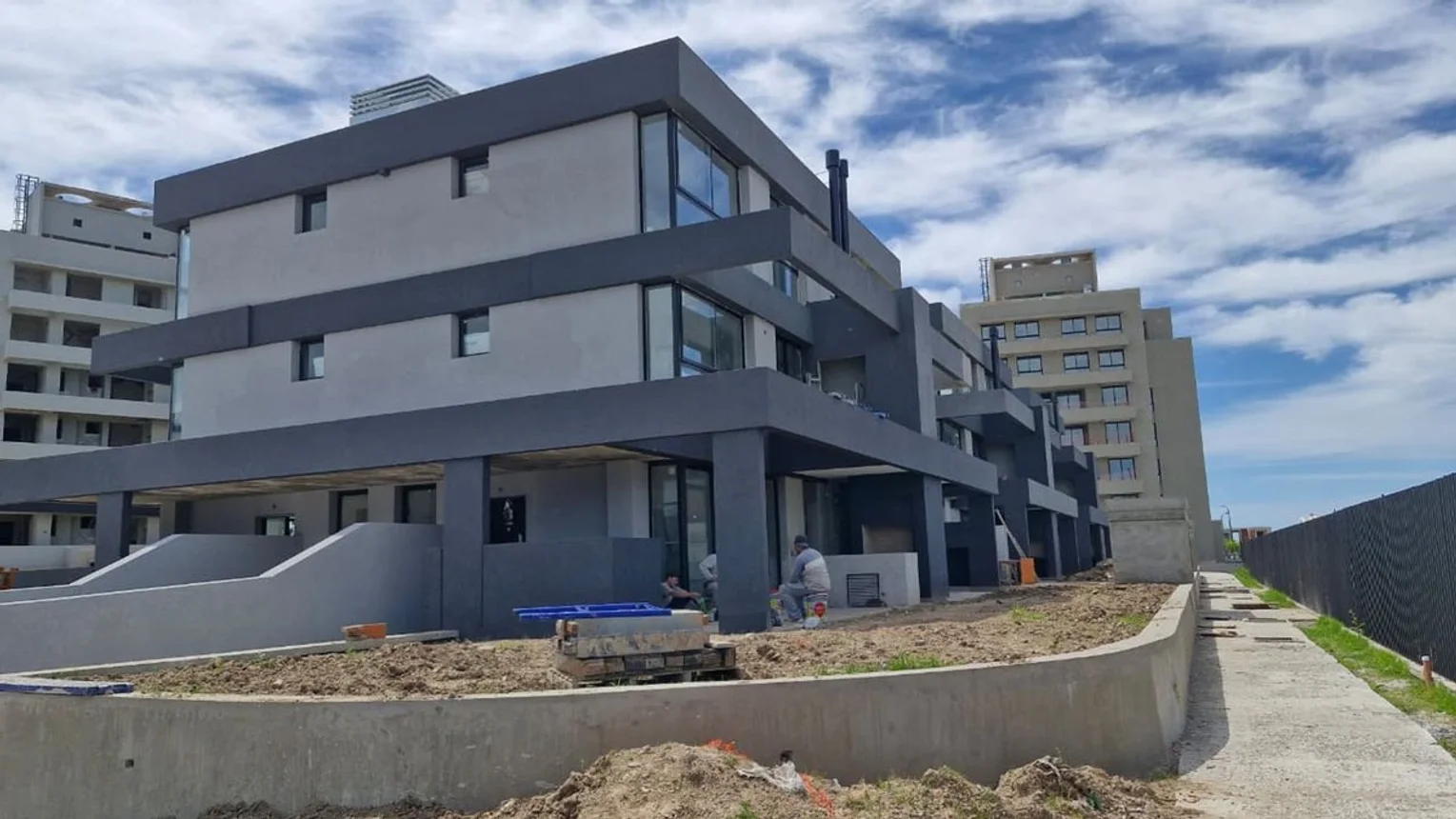 Casa tríplex de 4 ambientes en venta en Nordelta, Avenida de los Colegios 0, foto 3
