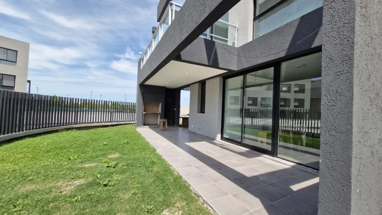 Casa tríplex de 4 ambientes en venta en Nordelta, Avenida de los Colegios 0, foto 4