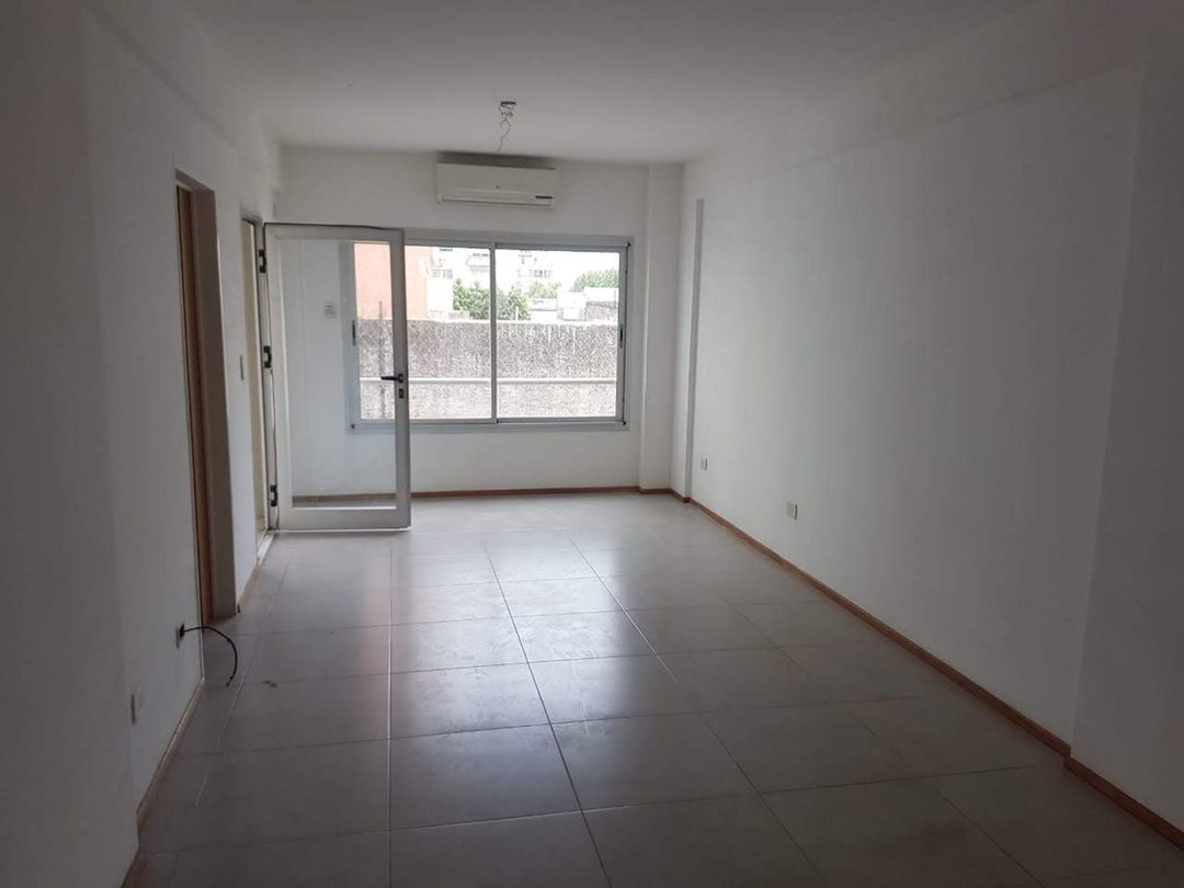 VENTA MONOAMBIENTE ALMAGRO