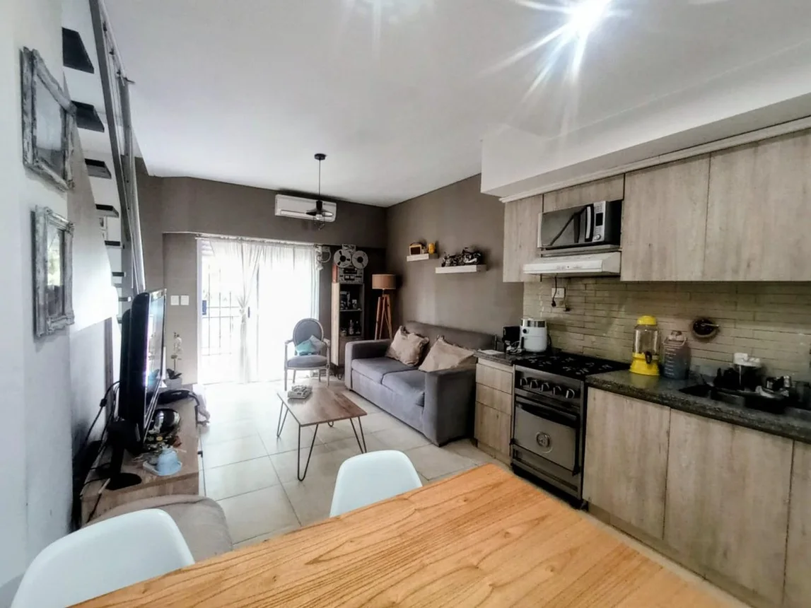PH en venta en Liniers