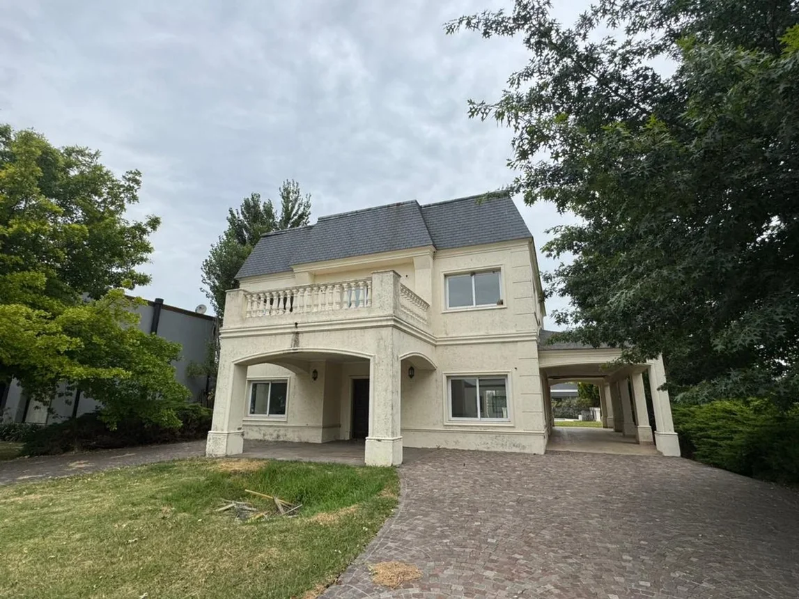 Casa en venta en Pilar, foto 4