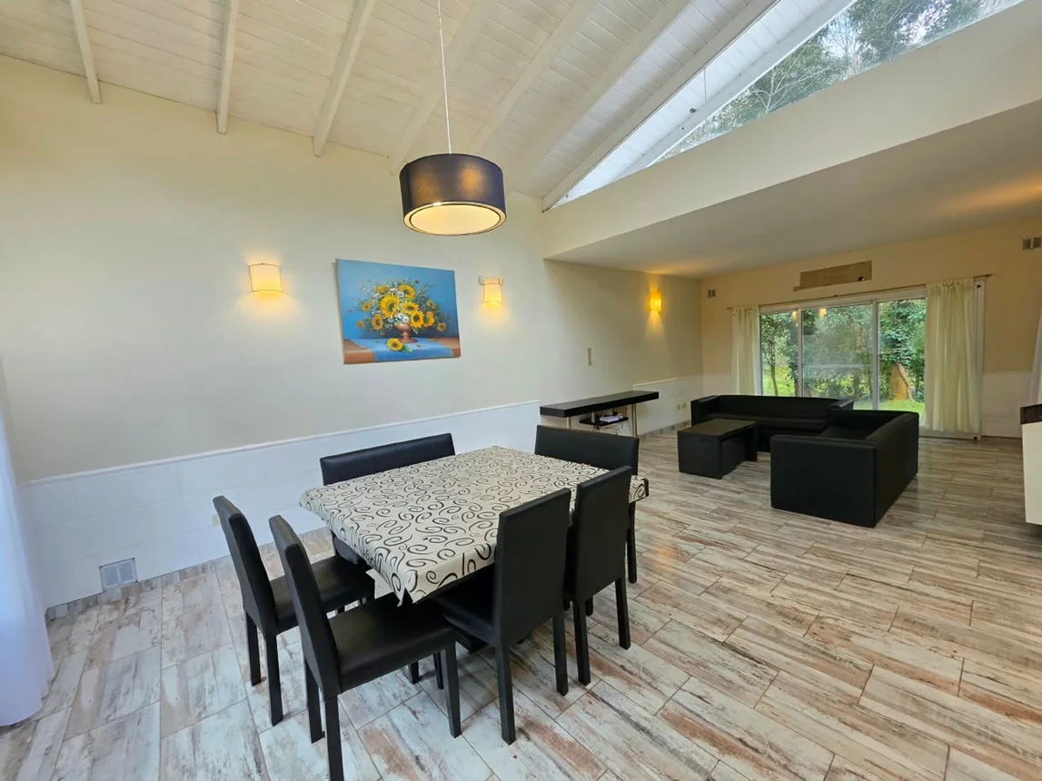 Casa de 4 ambientes en venta en Pinamar, Av Constancia 1500, foto 3