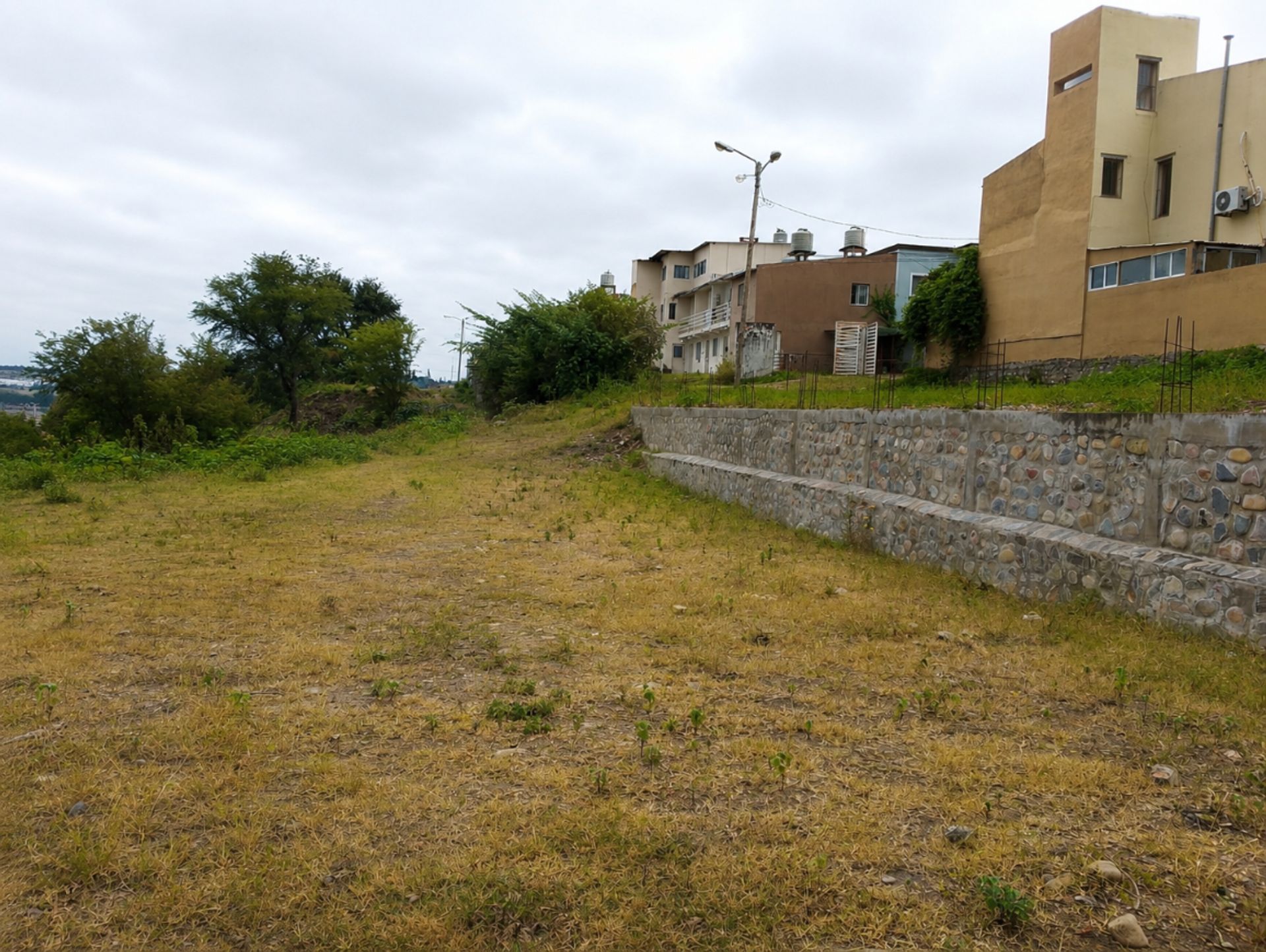 TERRENO EN VENTA GRAND BOURG B° LOS PROFESIONALES - foto 4