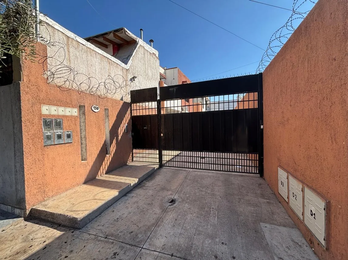 PH de 2 ambientes en alquiler en Guaymallén, Lopez de Gomara 100