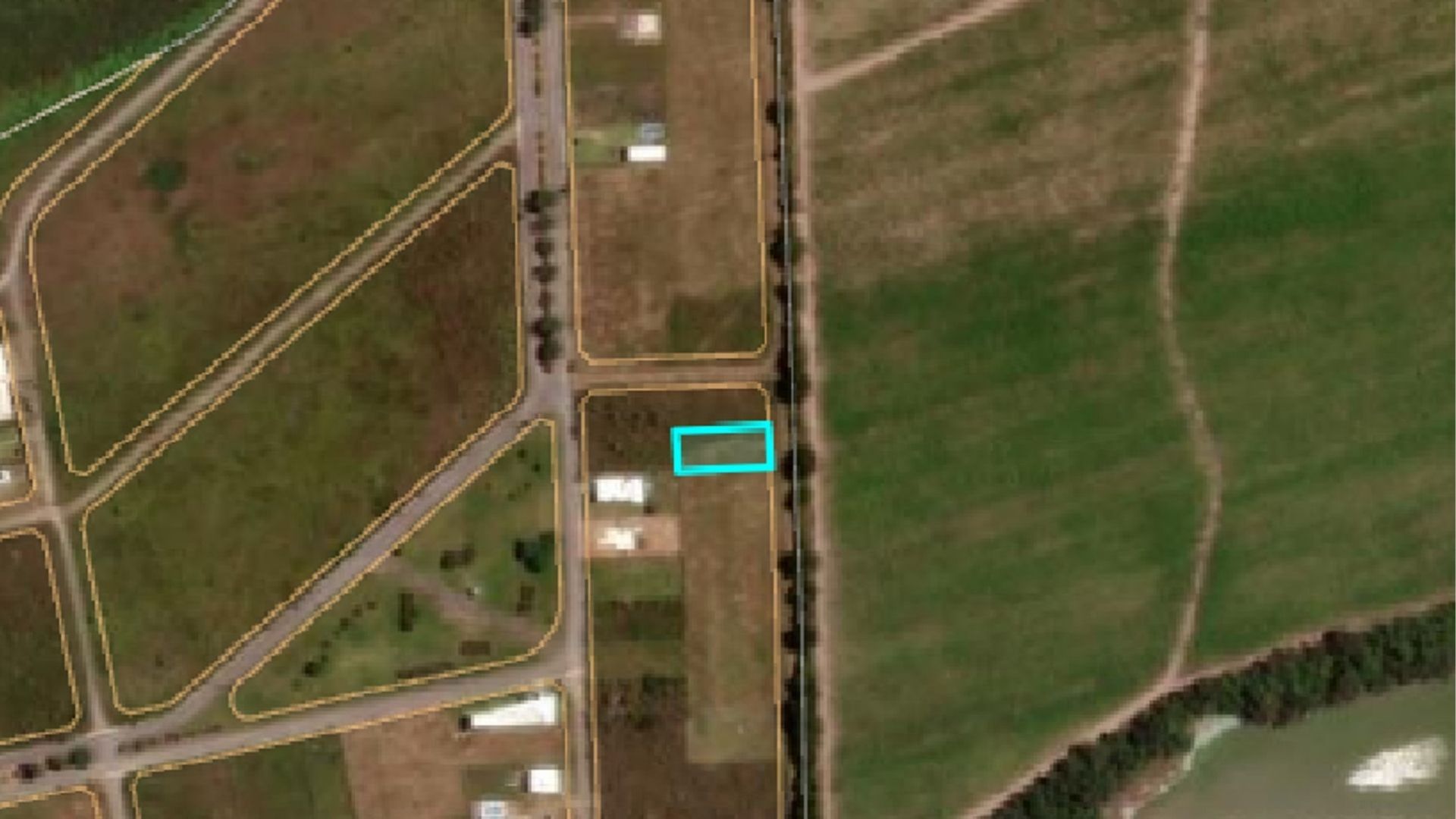 TERRENO EN VENTA RETOÑOS DE COLON RUTA 24 619M2 - foto 3
