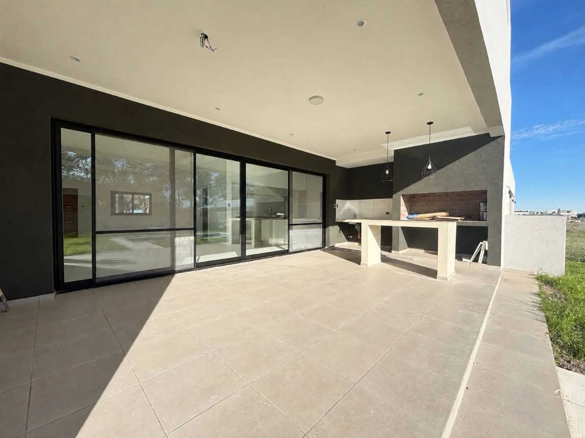 Casa de 5 ambientes en alquiler en Santa Fe, Lote 56 0