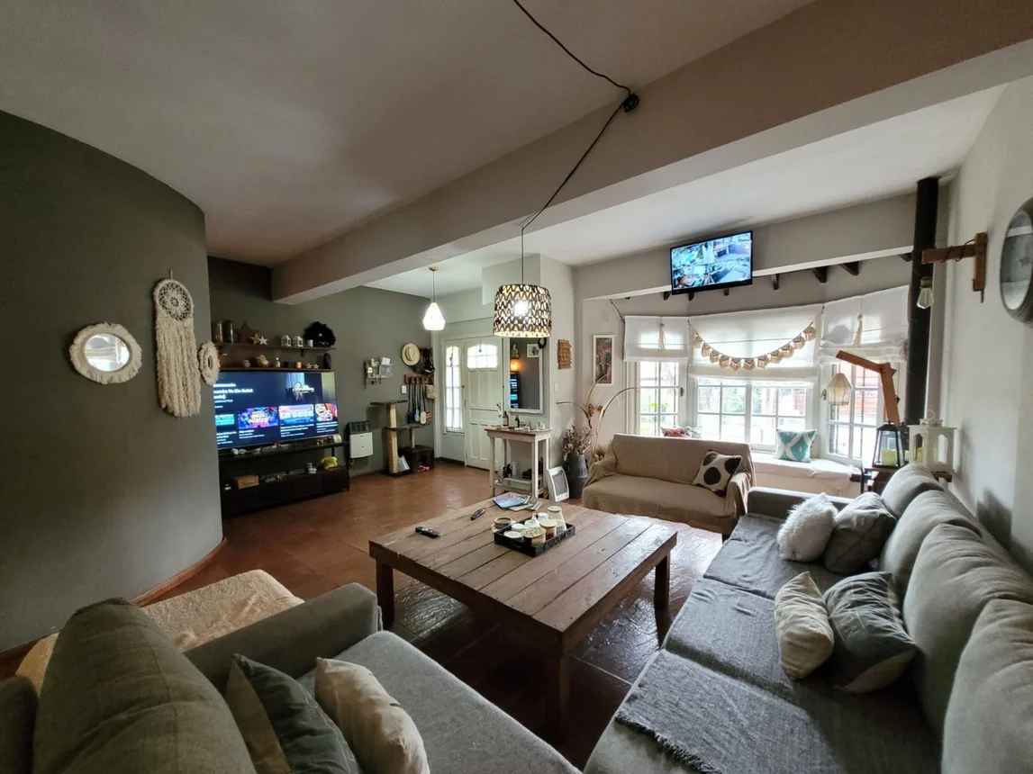 Casa tríplex de 5 ambientes en venta en Ciudad Jardín, De Las Tipas 2800, foto 4