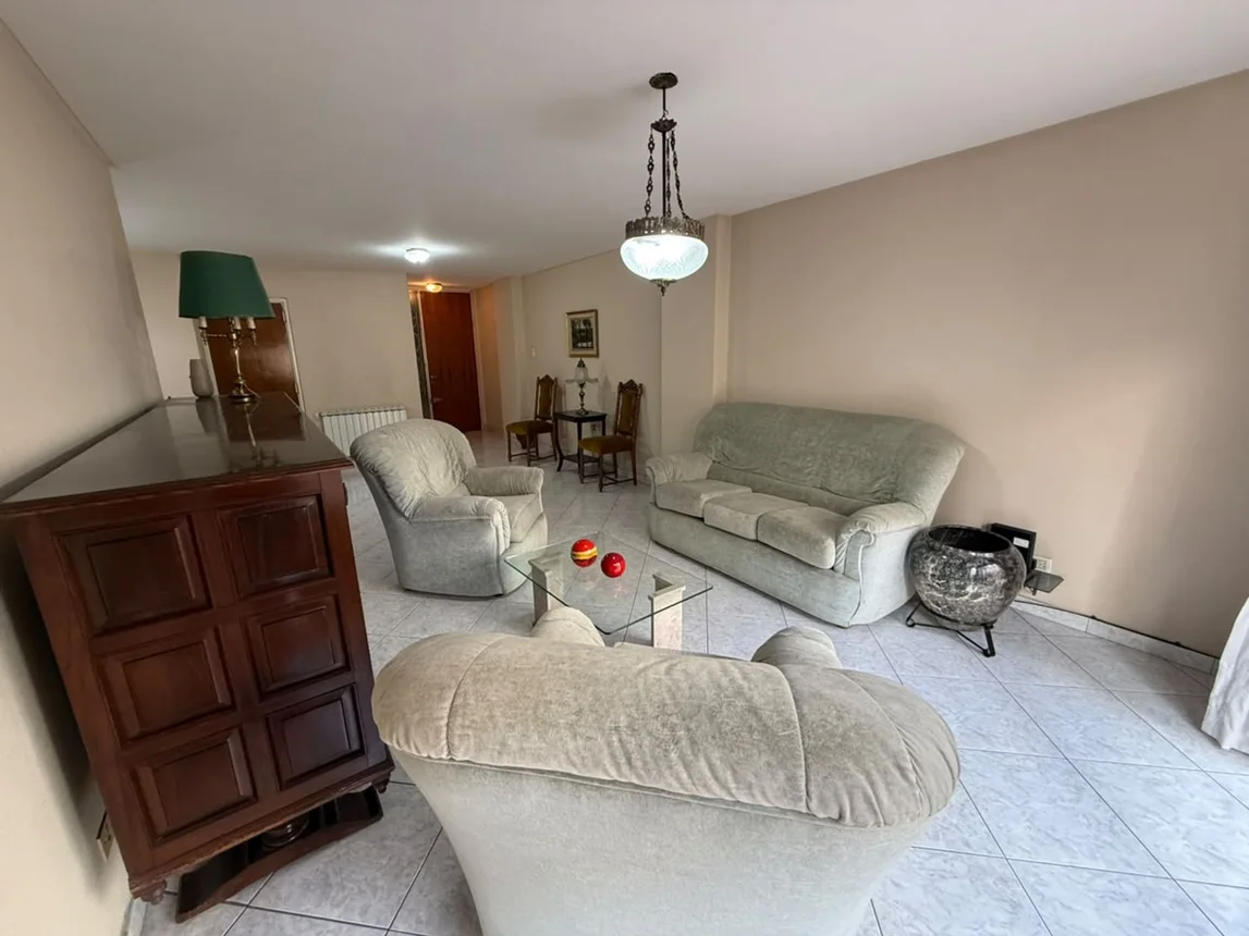 Departamento de 6 ambientes en alquiler en Córdoba, Justo José de Urquiza 100, foto 5
