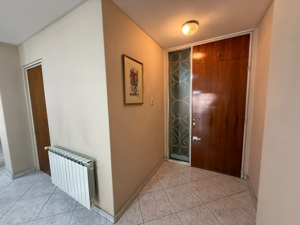 Departamento de 6 ambientes en alquiler en Córdoba, Justo José de Urquiza 100, foto 4