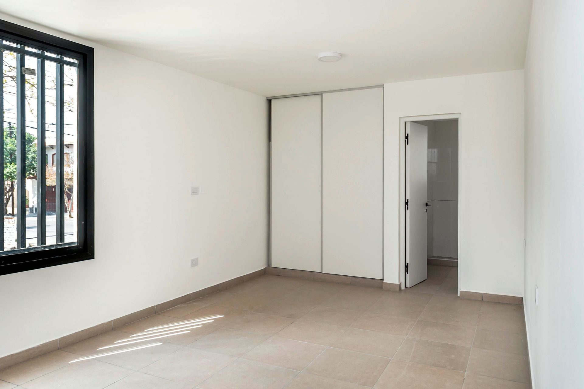 MONOAMBIENTE VENTA A ESTRENAR BALCARCE 1800 - foto 5