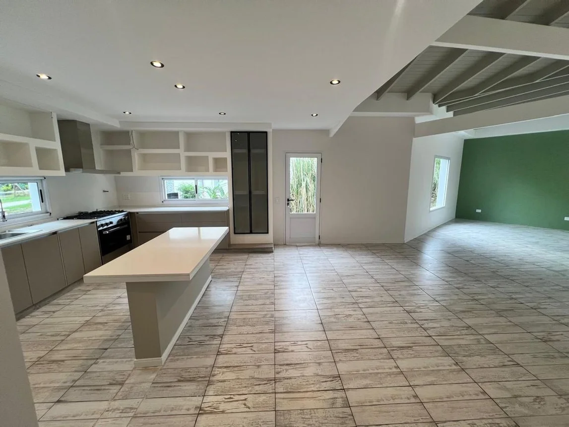 Casa en venta en Belén de Escobar, foto 3