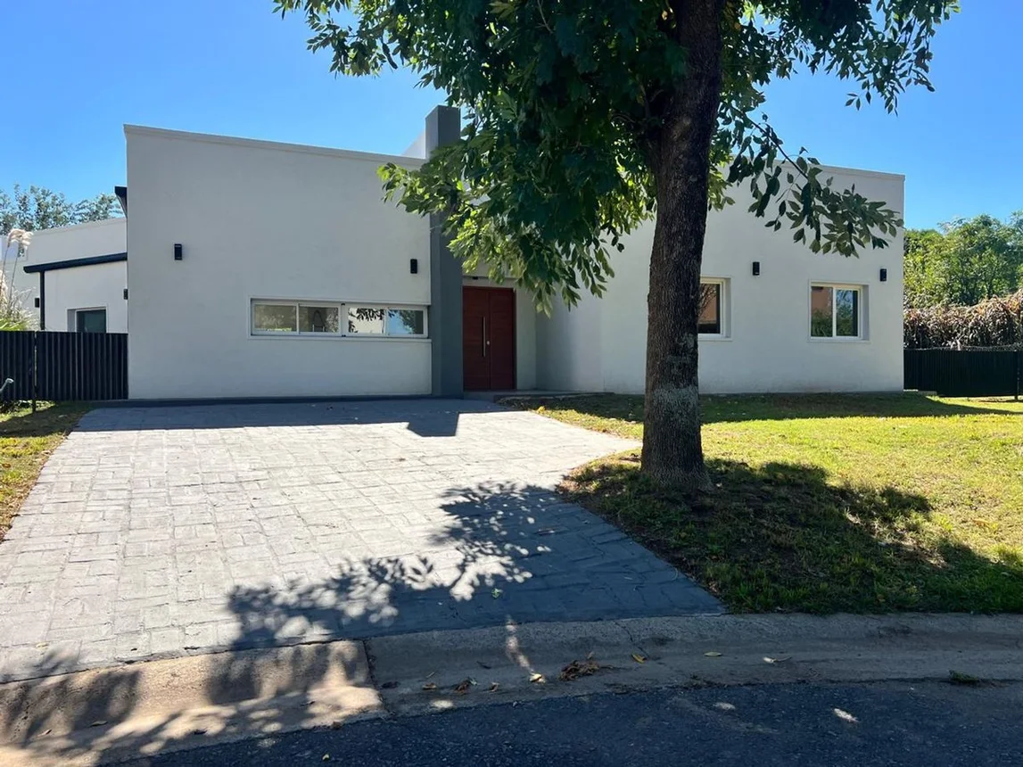 Casa en venta en Belén de Escobar