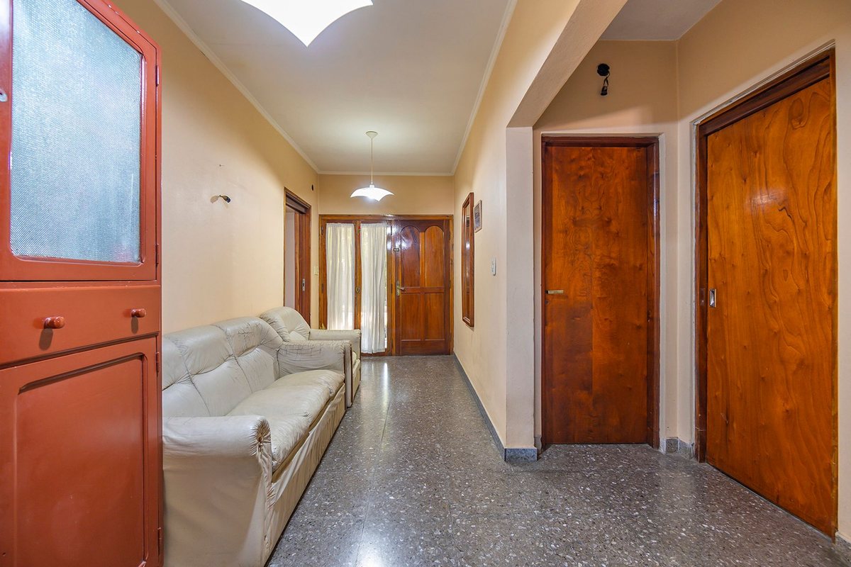 Foto 6 — VENTA CASA DE 4 AMBIENTES EN LONGCHAMPS