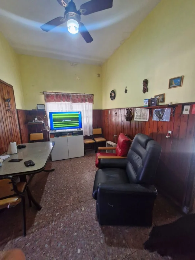 Casa de 4 ambientes en venta en Isidro Casanova, Avenida Cristianía 2500, foto 3