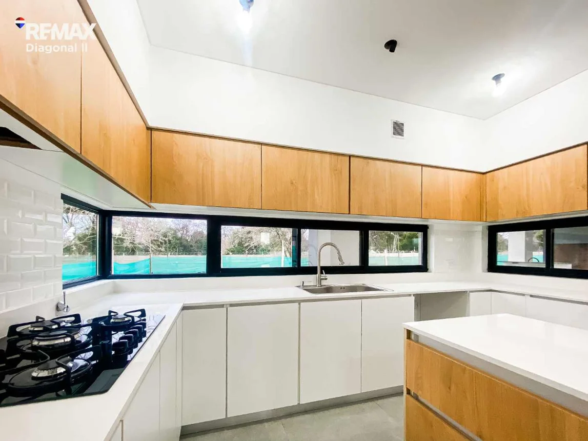 Casa de 5 ambientes en venta en Hudson, Calle 152 Greenville 6300, foto 3